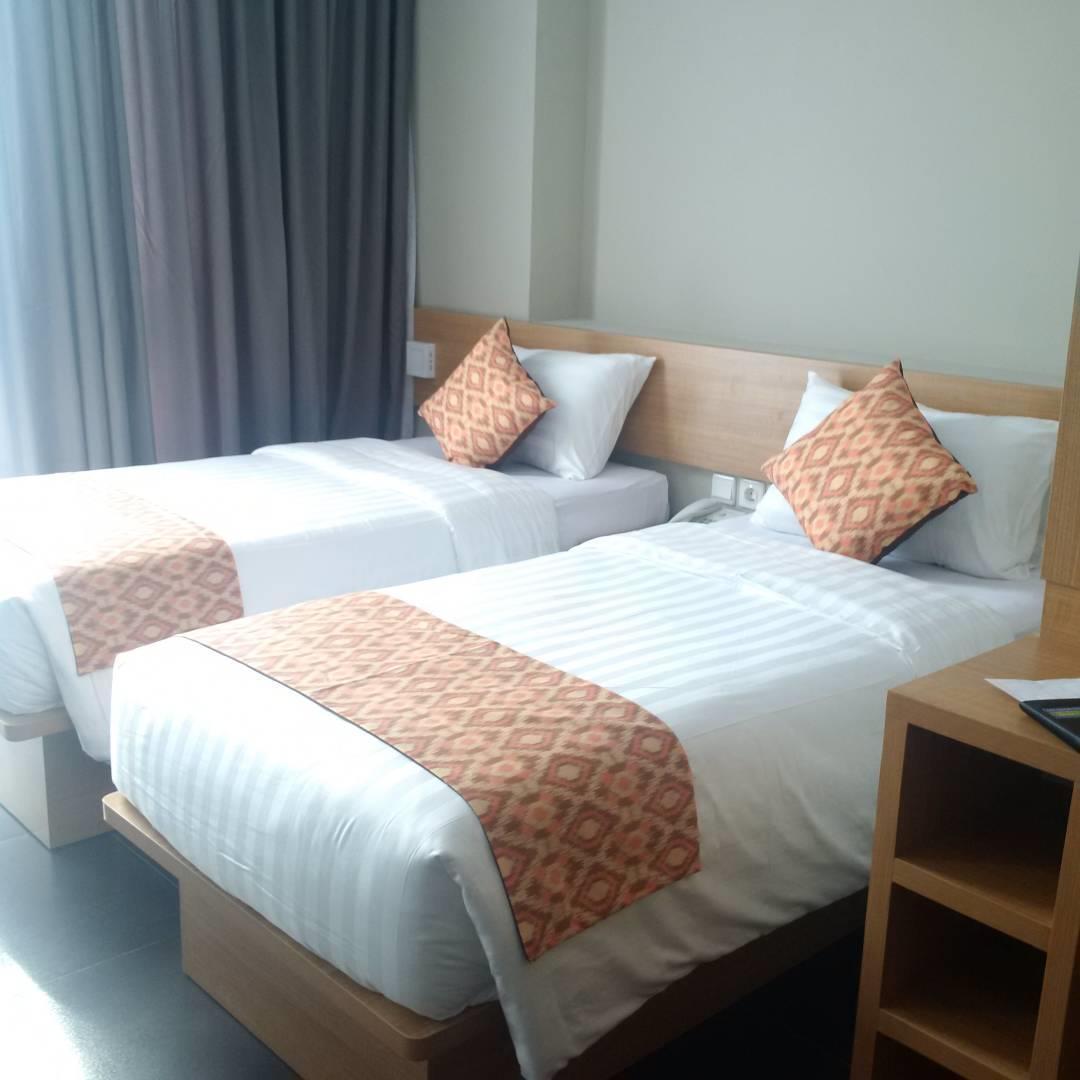 Maple Hotel Grogol Jacarta Exterior foto